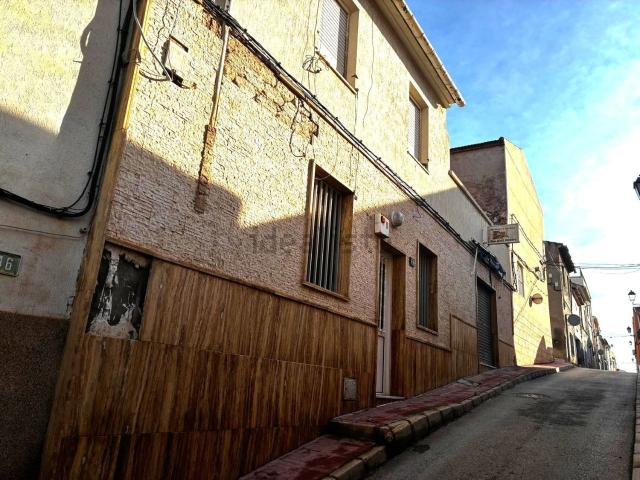 Chalet, Monovar