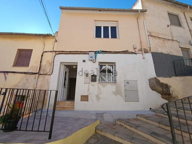 Chalet, Monovar