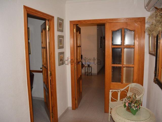 Chalet, Monovar