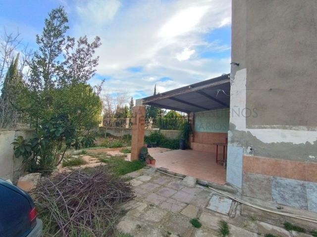 Chalet, Monovar