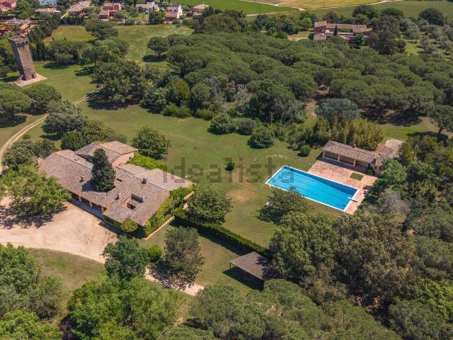 Chalet, Mont Ras