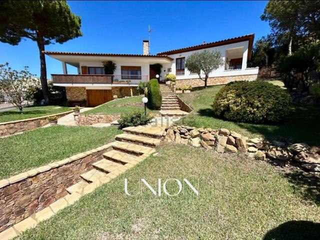 Chalet, Mont Ras