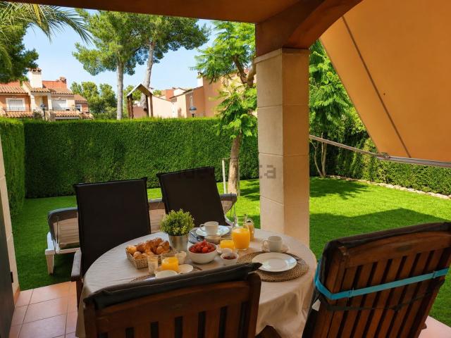 Chalet, Mont Roig del Camp