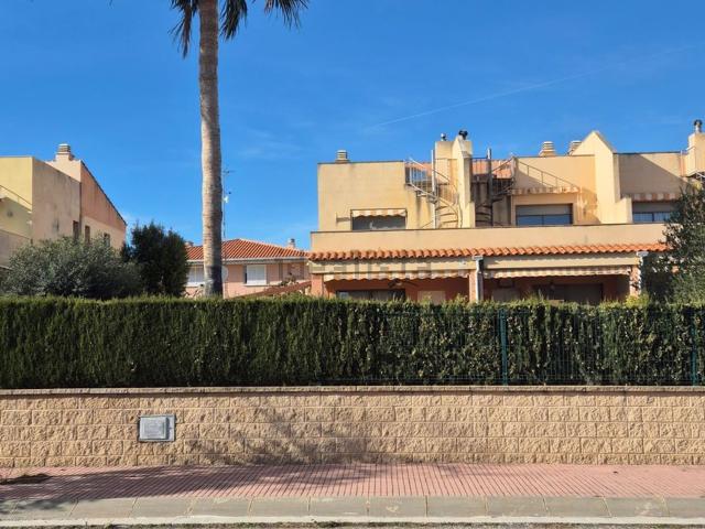 Chalet, Mont Roig del Camp