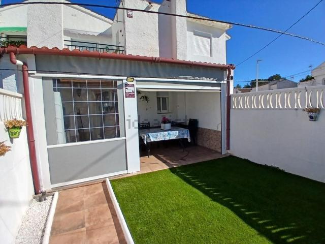 Chalet, Mont Roig del Camp