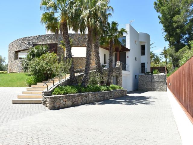 Chalet, Mont Roig del Camp