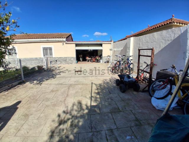 Chalet, Mont Roig del Camp