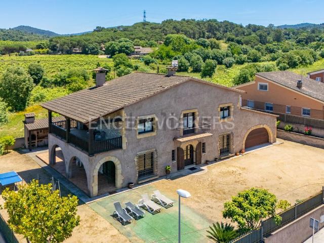 Chalet, Montornès del Vallès