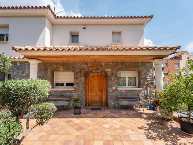 Chalet, Montornès del Vallès