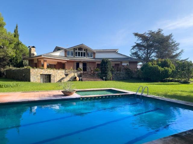 Chalet, Montornès del Vallès