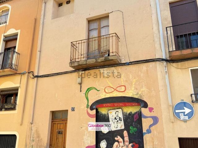 Chalet, Montbrio del Camp
