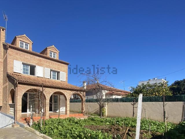 Chalet, Montcada i Reixac