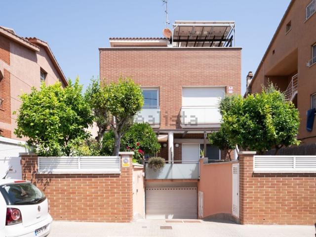 Chalet, Montcada i Reixac