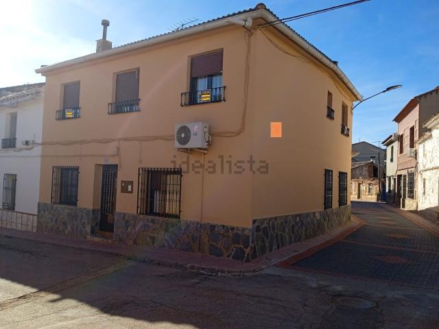 Chalet, Montiel