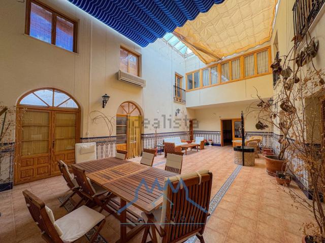 Chalet, Moral de Calatrava