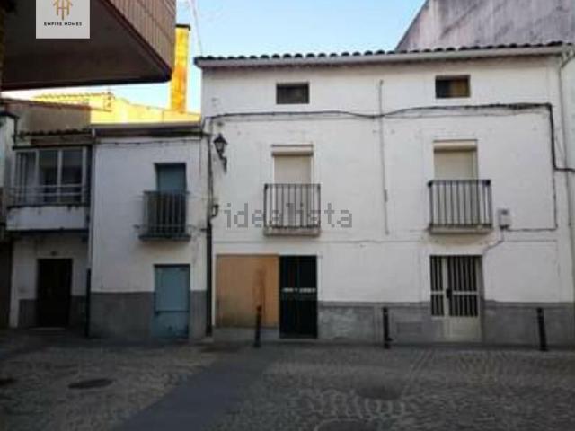 Chalet, Moraleja