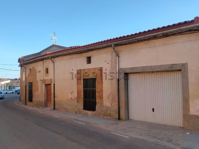 Chalet, Moraleja del Vino