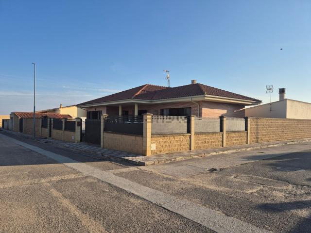 Chalet, Morales del Vino