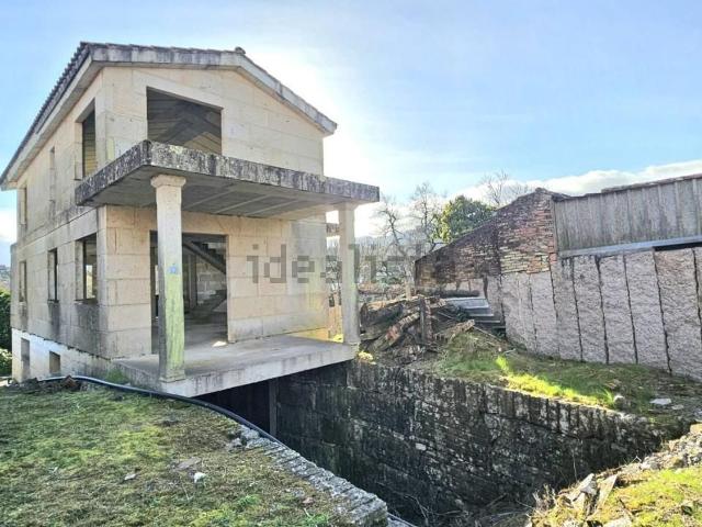 Chalet, Mos