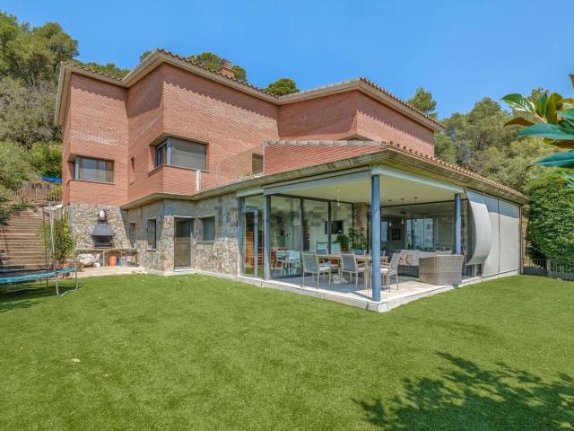 Chalet, Matadepera