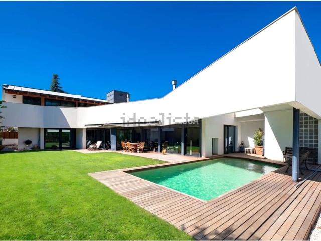 Chalet, Matadepera