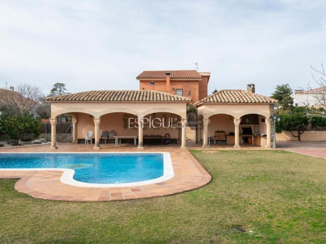 Chalet, Mataró