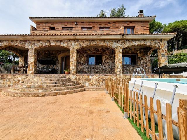 Chalet, Maçanet de la Selva