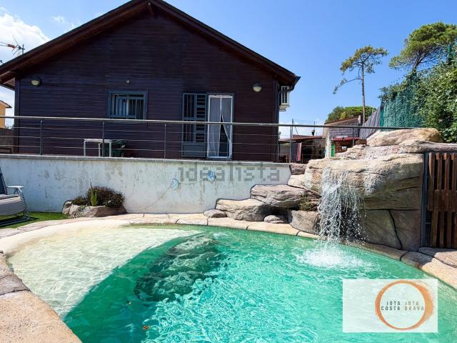 Chalet, Maçanet de la Selva