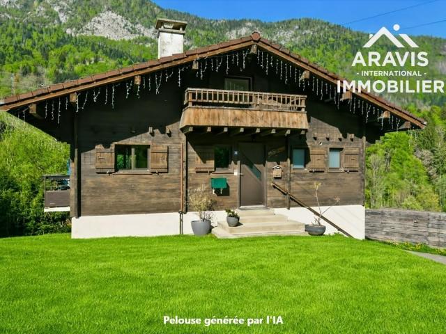 Chalet madrier de 135 m2 habitable