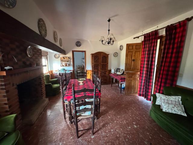 Chalet, Madrigal de la Vera