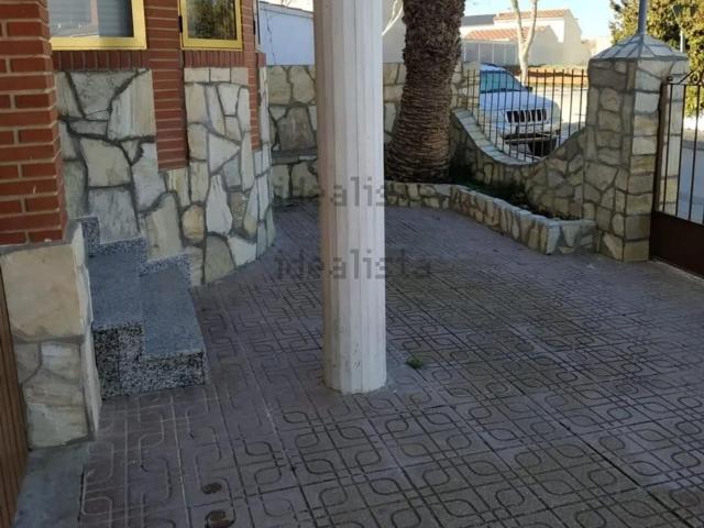 Chalet, Madrigueras
