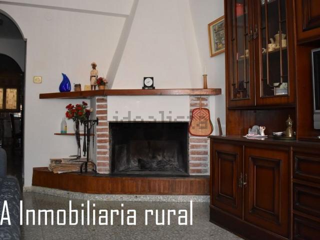 Chalet, Maella
