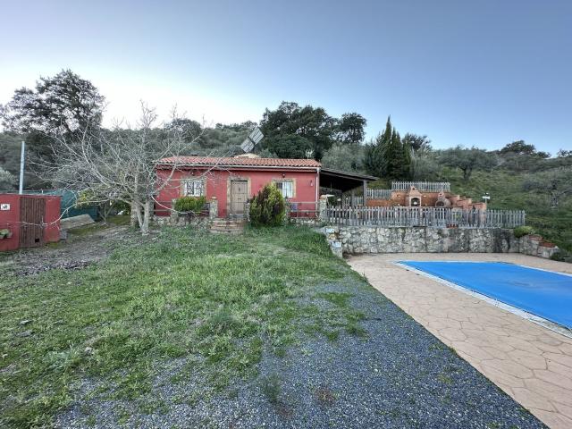 Chalet, Malpartida de Plasencia
