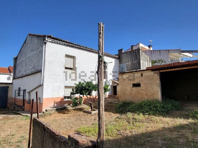 Chalet, Malpartida de Plasencia