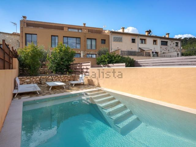 Chalet, Mancor de la Vall