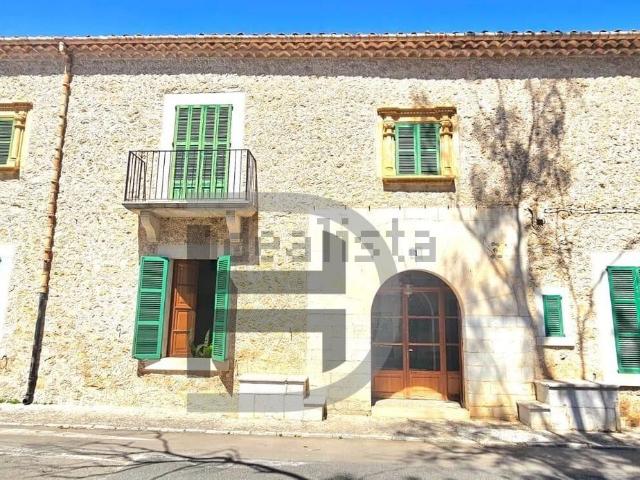 Chalet, Mancor de la Vall