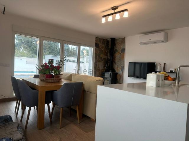 Chalet, Manises