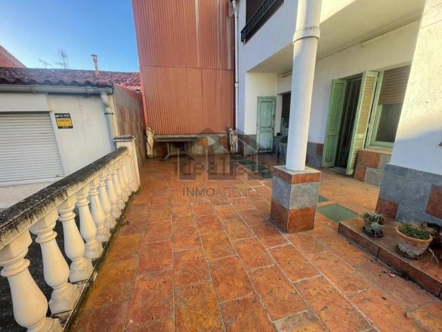 Chalet, Manresa