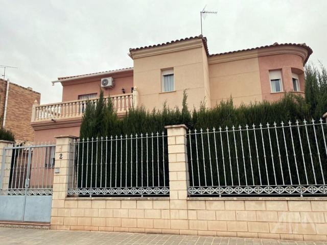 Chalet, Manzanares
