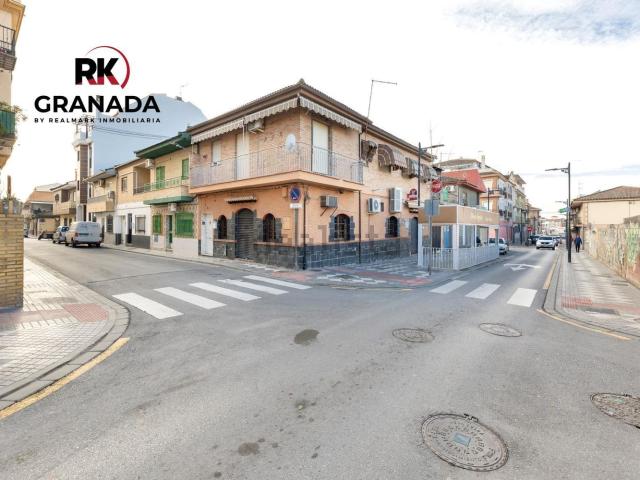 Chalet, Maracena