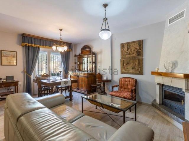 Chalet, Maracena