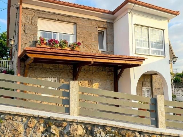 Chalet, Marin