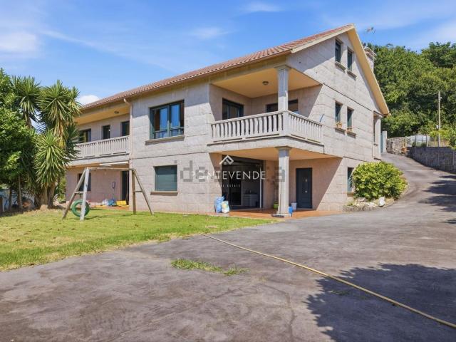 Chalet, Marin
