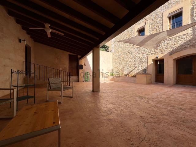 Chalet, Maria de la Salud