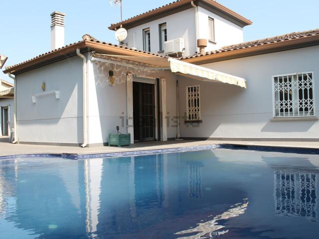 Chalet, Martorell