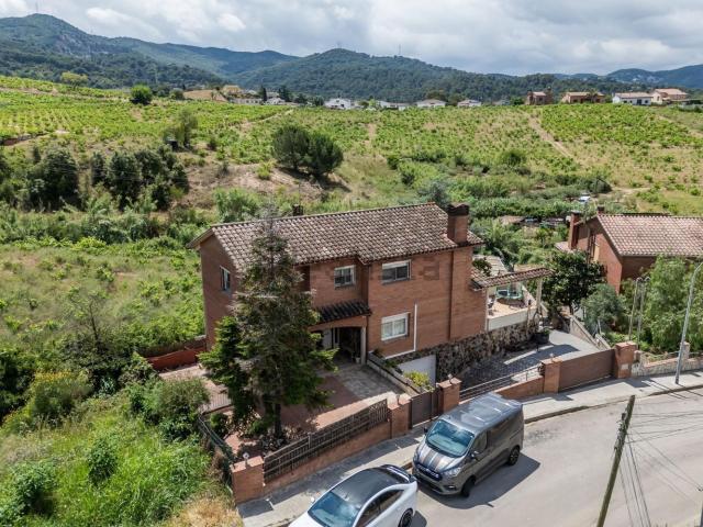 Chalet, Martorelles