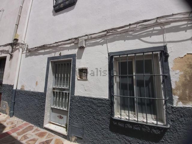 Chalet, Martos