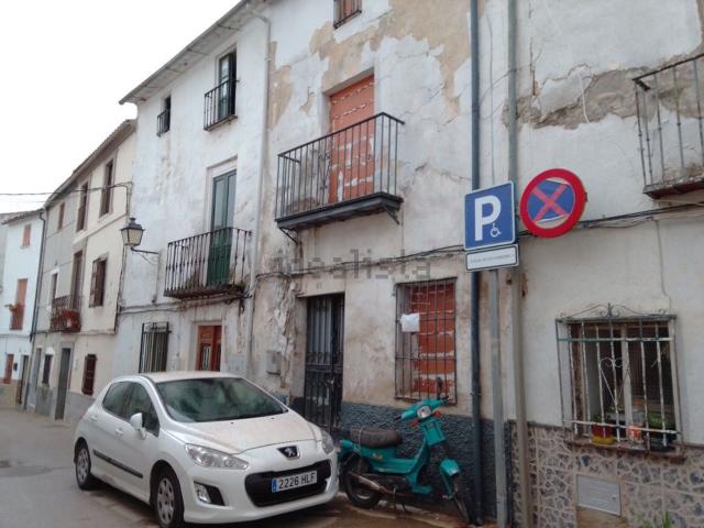 Chalet, Martos