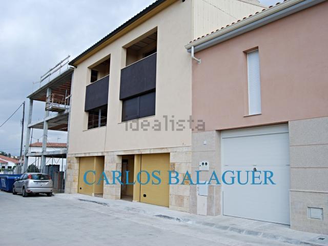 Chalet, Mediona
