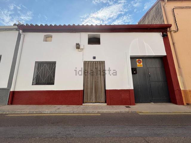 Chalet, Miajadas